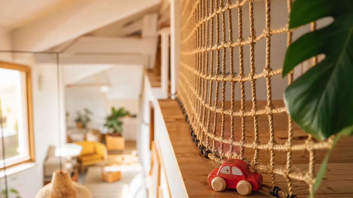 Filet pour mezzanine : guide pour bien choisir et poser